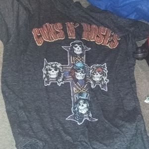 Guns and roses tee